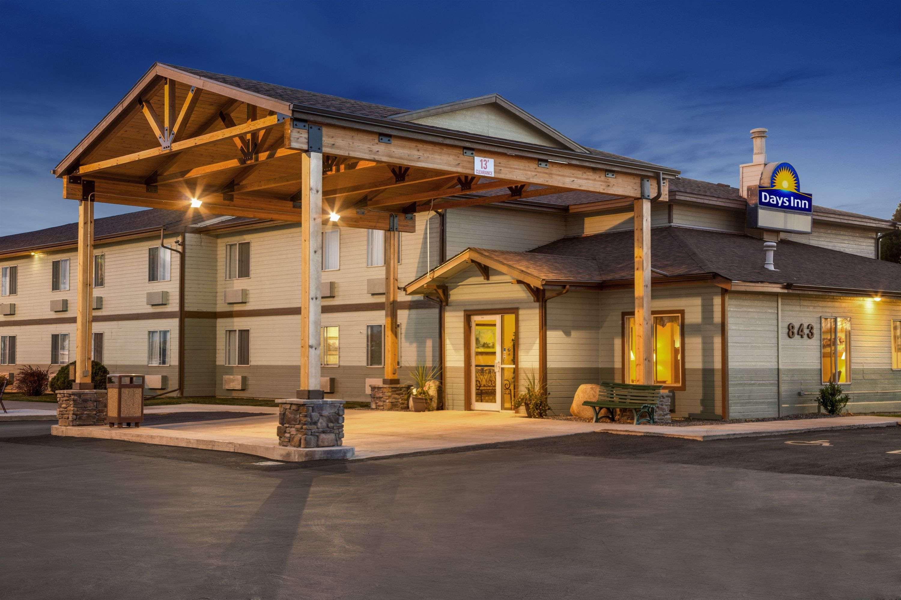 Days Inn By Wyndham Billings Εξωτερικό φωτογραφία